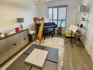 Photo 9- click for photo gallery